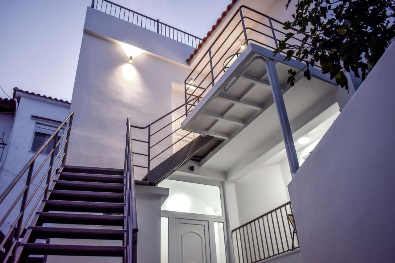 La Maison Plakes 3 Bdr Apt スキアトスタウン エクステリア 写真