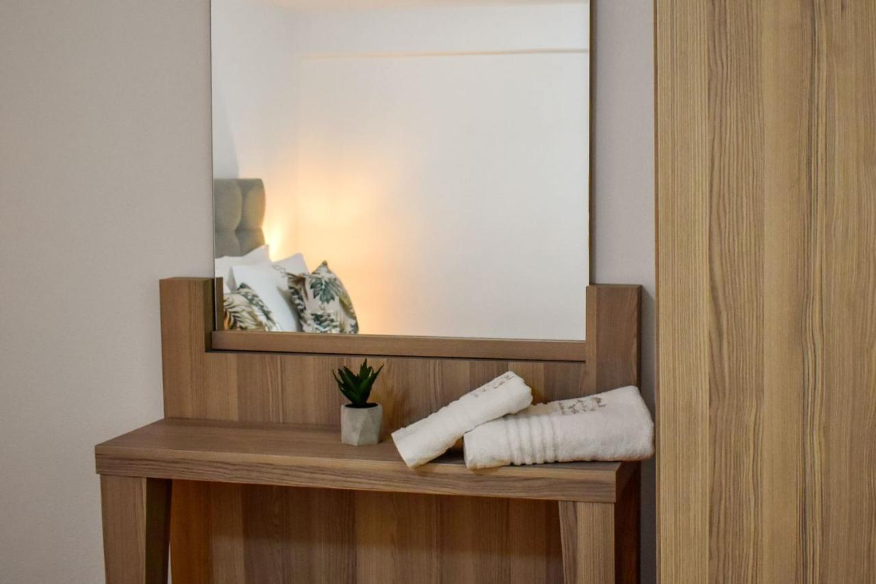 La Maison Plakes 3 Bdr Apt スキアトスタウン エクステリア 写真